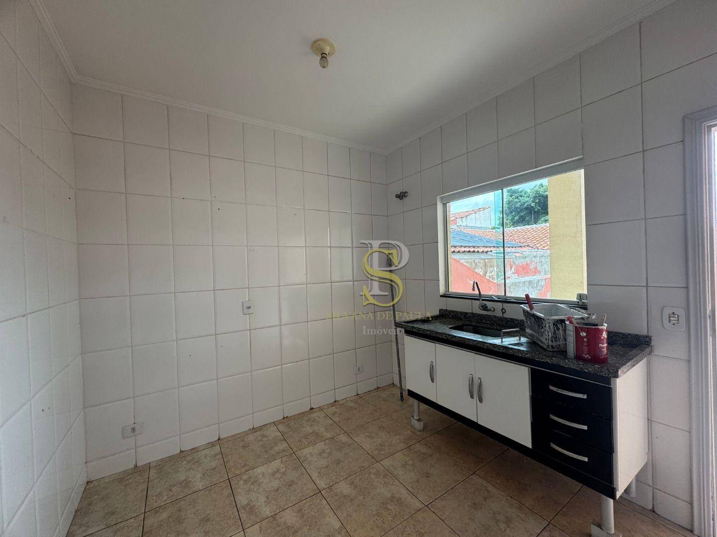 Casa para alugar com 3 quartos, 130m² - Foto 7