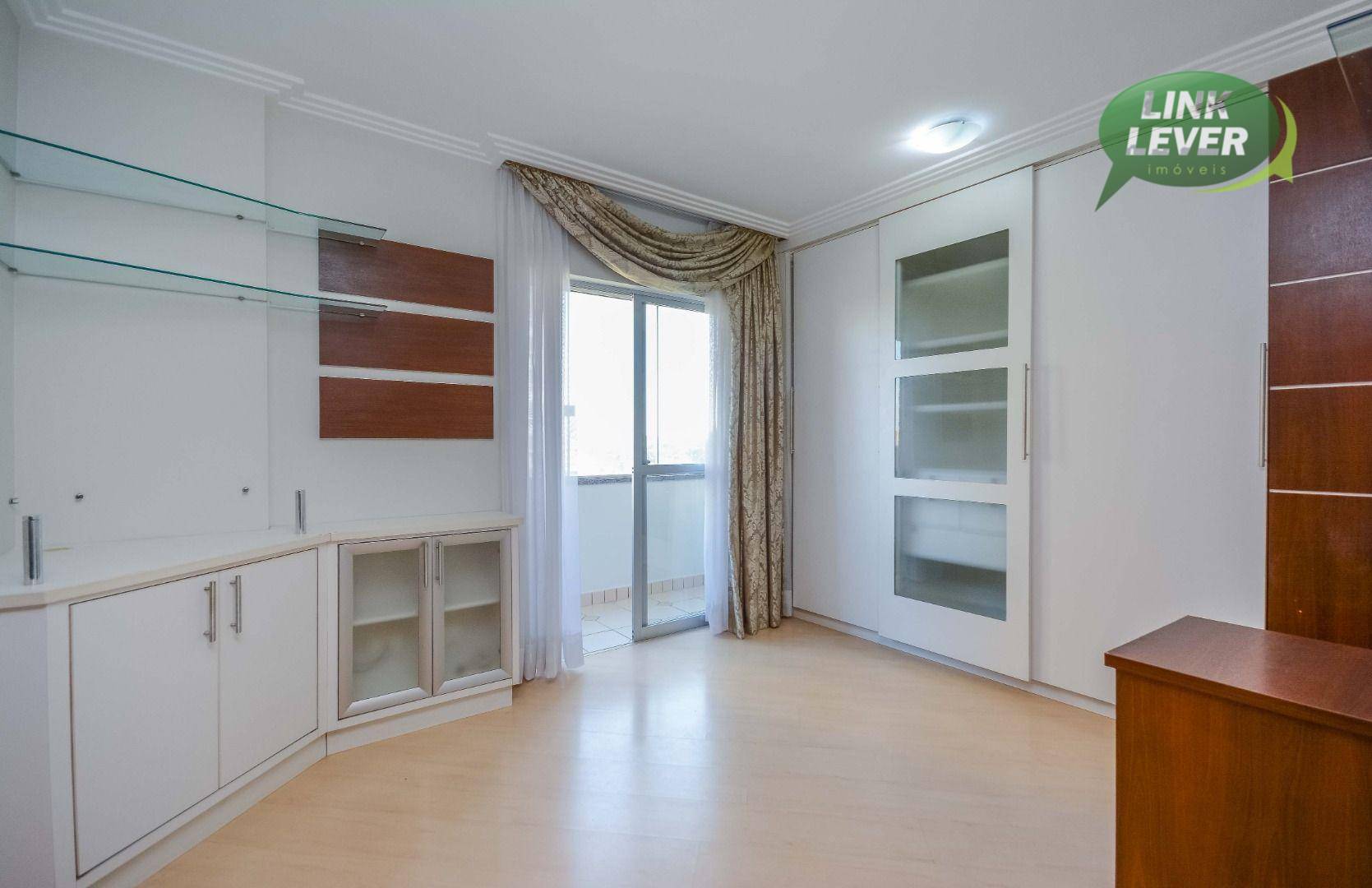 Apartamento à venda com 2 quartos, 99m² - Foto 25