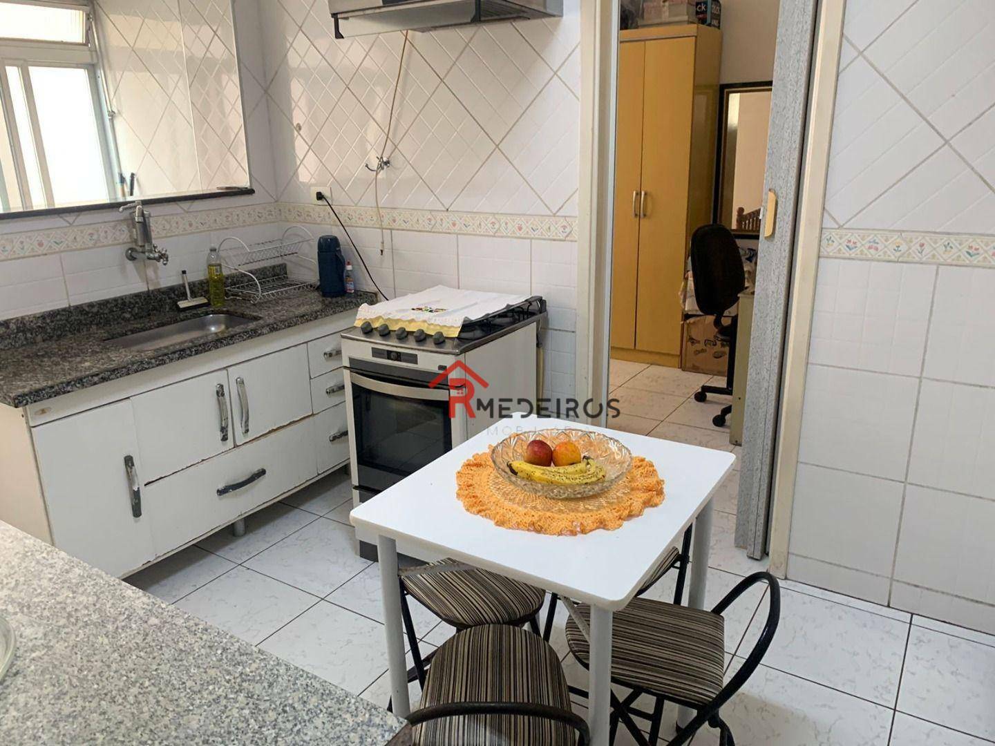 Apartamento à venda com 3 quartos, 80m² - Foto 7