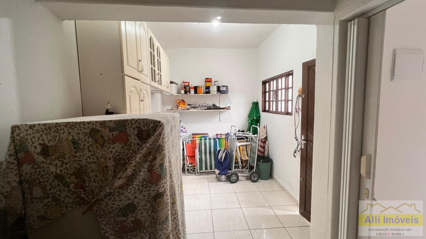 Casa à venda com 3 quartos, 100m² - Foto 12