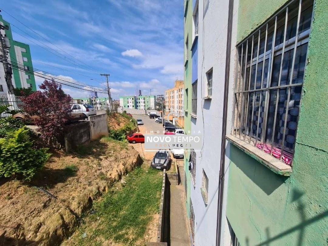 Apartamento à venda com 1 quarto, 50m² - Foto 2
