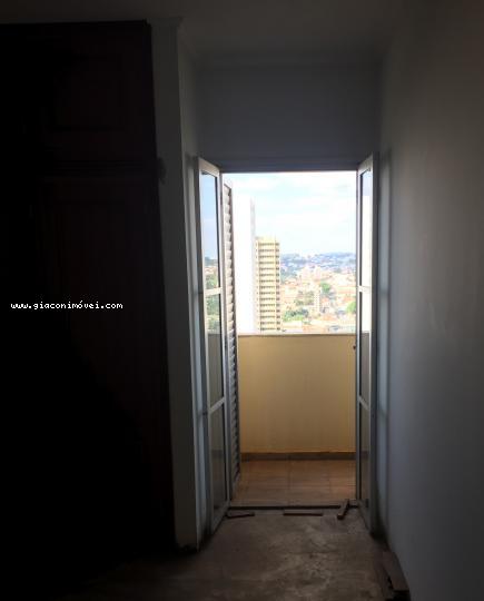 Apartamento à venda com 3 quartos, 186m² - Foto 20