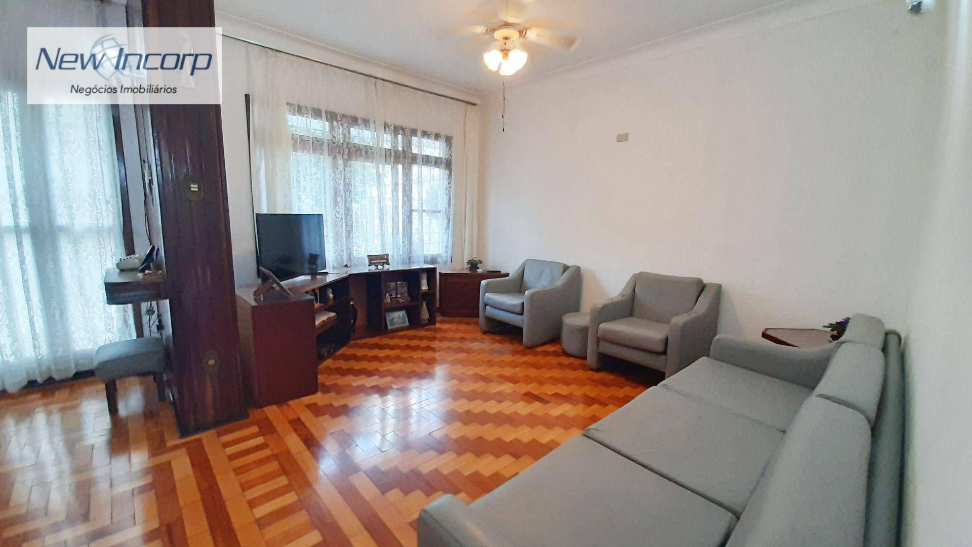 Sobrado à venda com 3 quartos, 191m² - Foto 1