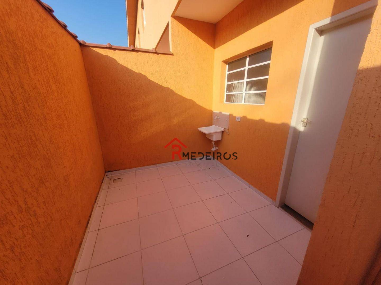 Sobrado à venda com 2 quartos, 70m² - Foto 13