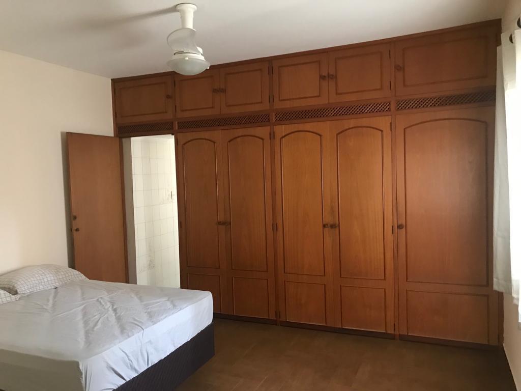 Sobrado à venda com 3 quartos, 240m² - Foto 2