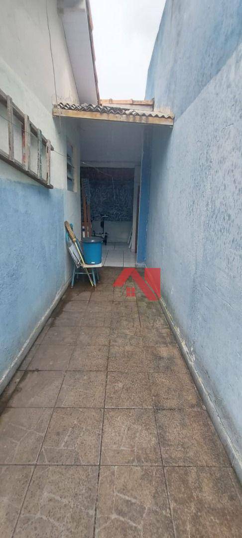 Casa à venda com 1 quarto, 76m² - Foto 12