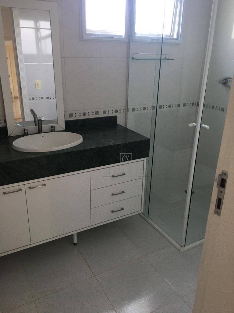 Casa de Condomínio à venda com 4 quartos, 300m² - Foto 29