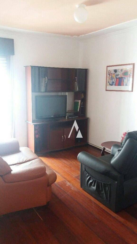 Apartamento à venda com 1 quarto, 42m² - Foto 11