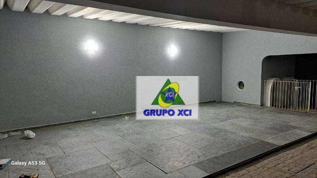 Casa para alugar com 4 quartos, 800m² - Foto 69