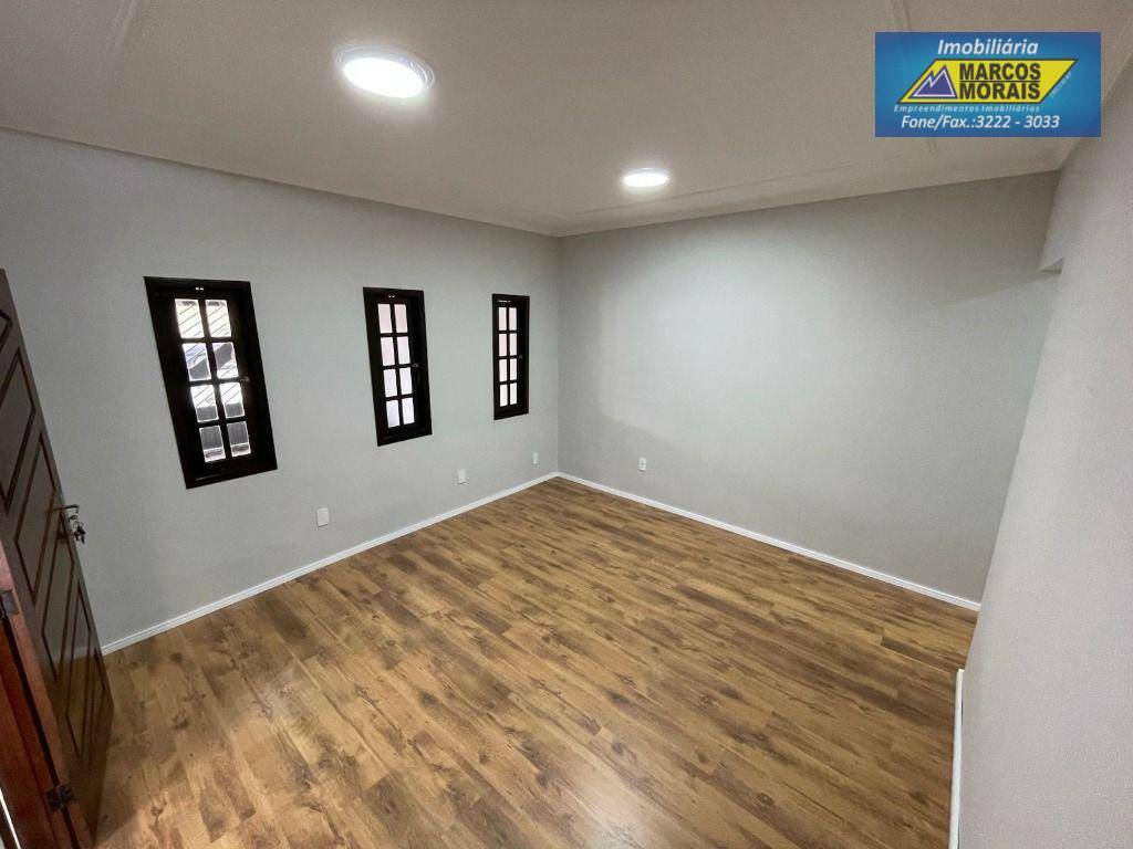 Casa à venda com 3 quartos, 128m² - Foto 3