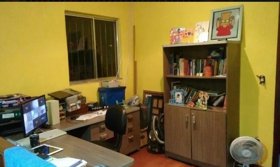 Sobrado à venda com 3 quartos, 300m² - Foto 4