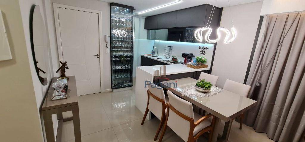 Apartamento à venda com 2 quartos, 72m² - Foto 5