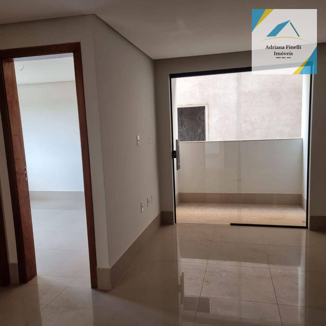 Apartamento à venda com 3 quartos, 115m² - Foto 13