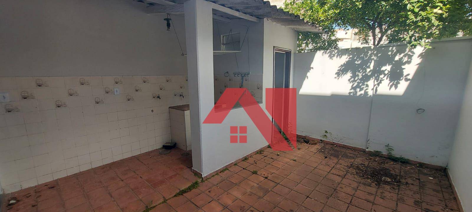 Sobrado para alugar com 2 quartos, 80m² - Foto 13