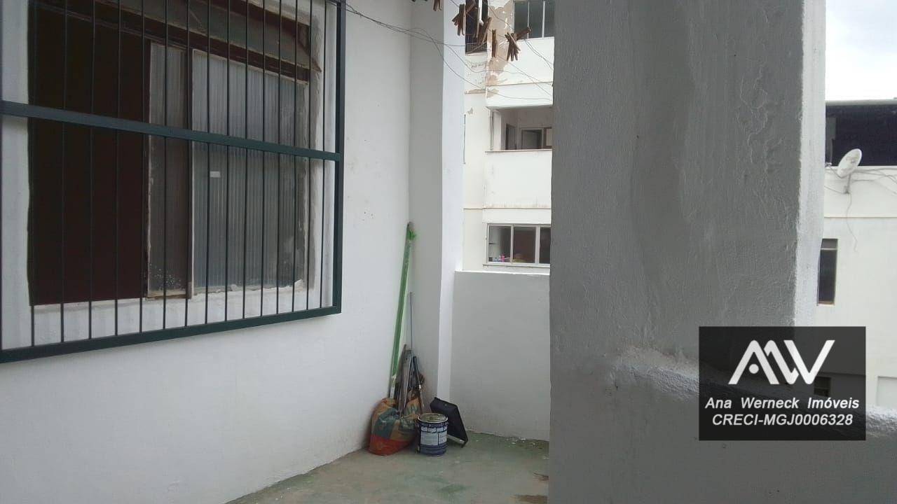 Apartamento à venda com 2 quartos, 70m² - Foto 21