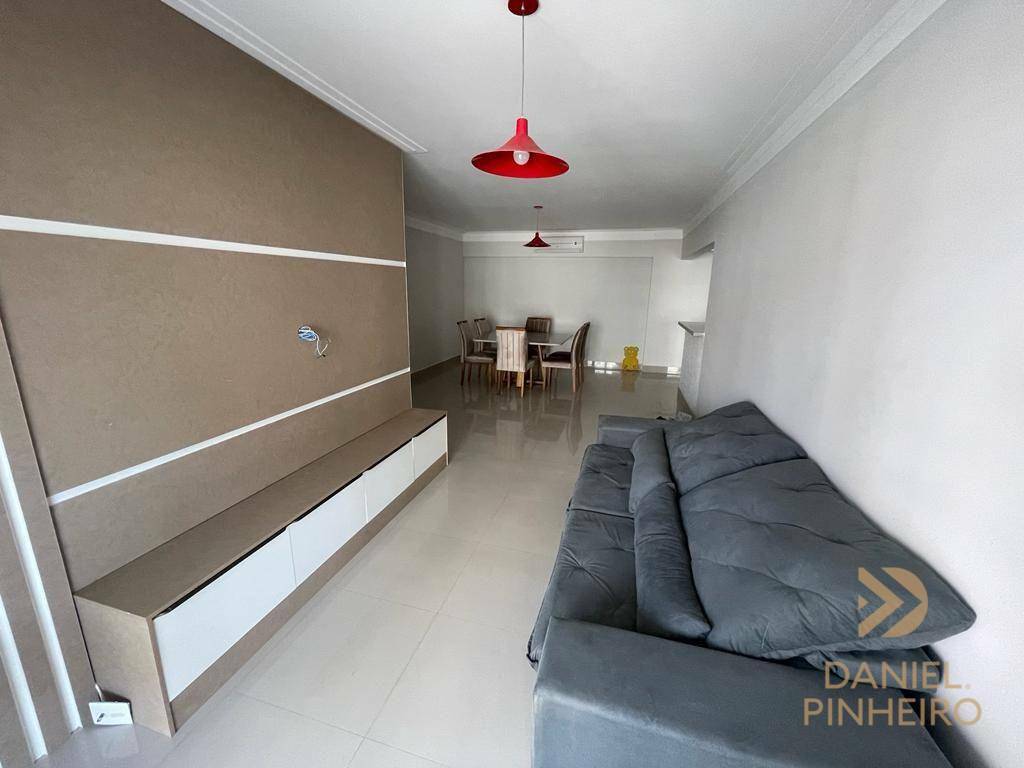 Apartamento à venda com 3 quartos, 123m² - Foto 4