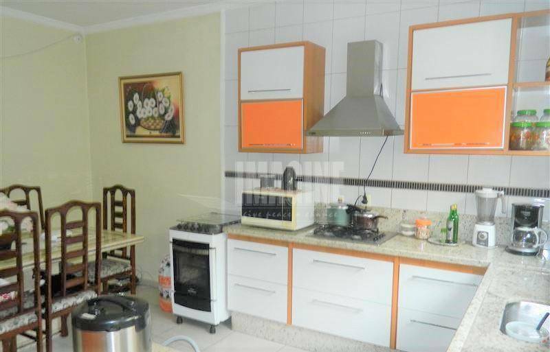 Sobrado à venda com 4 quartos, 300m² - Foto 3