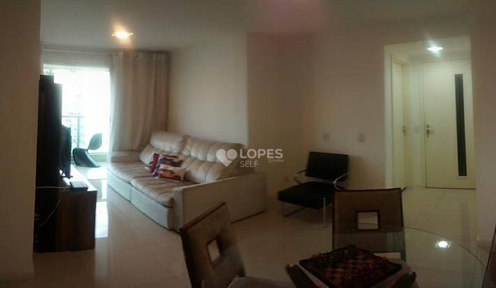 Apartamento à venda com 2 quartos, 81m² - Foto 2