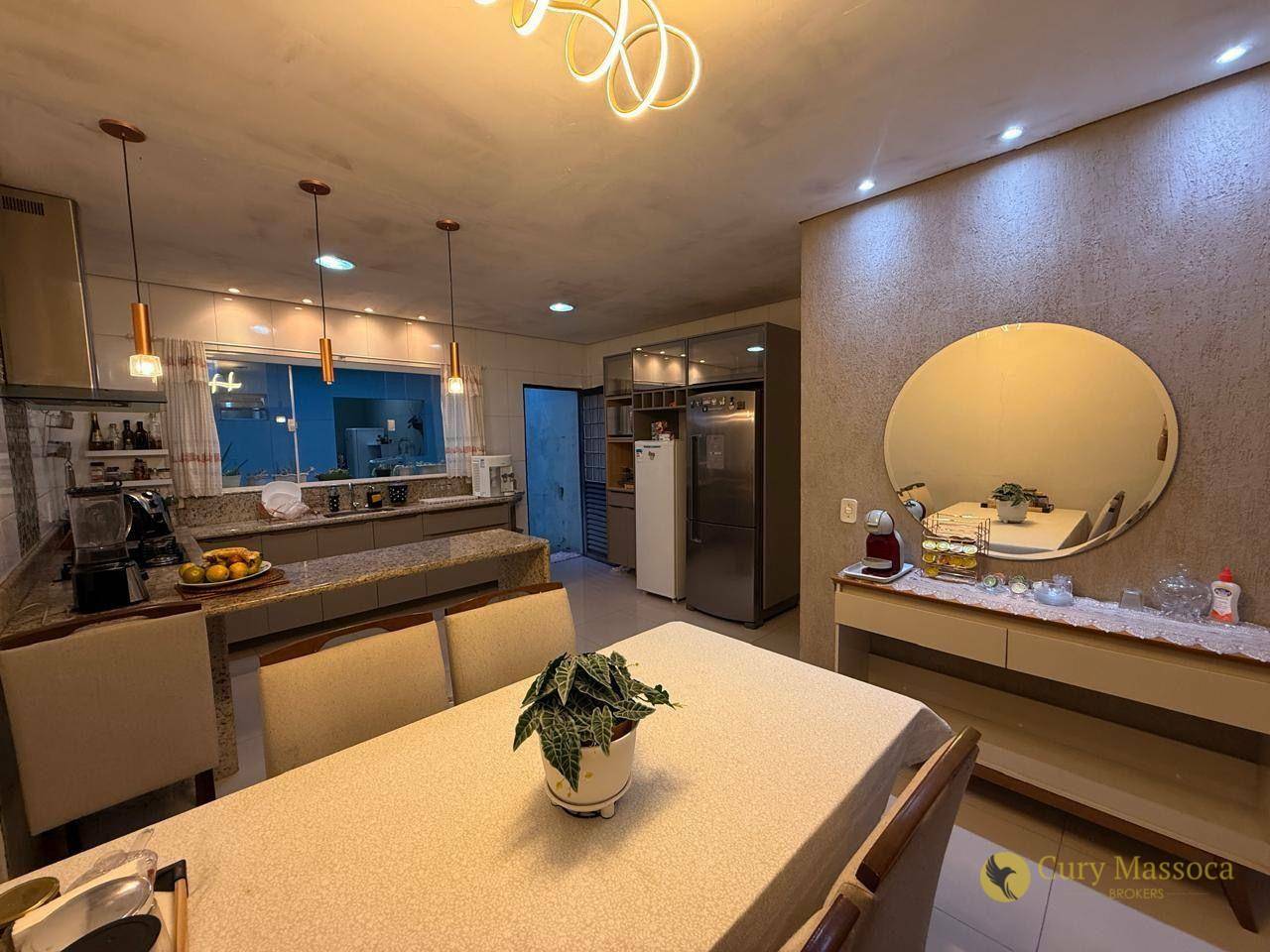 Casa à venda com 3 quartos, 180m² - Foto 14