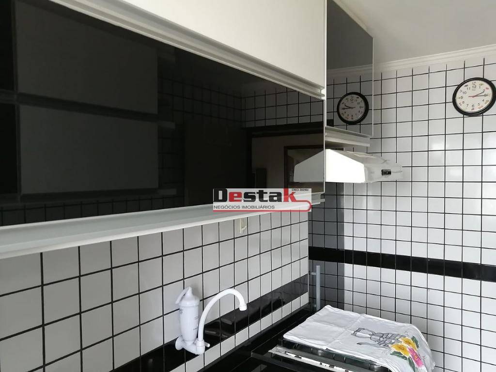 Apartamento à venda com 2 quartos, 63m² - Foto 16