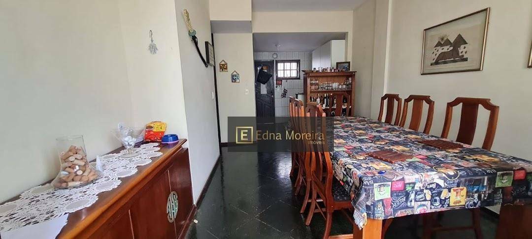 Casa à venda com 2 quartos, 70m² - Foto 42