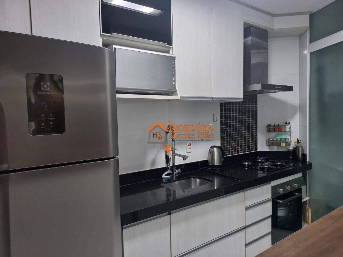 Apartamento à venda com 2 quartos, 65m² - Foto 14