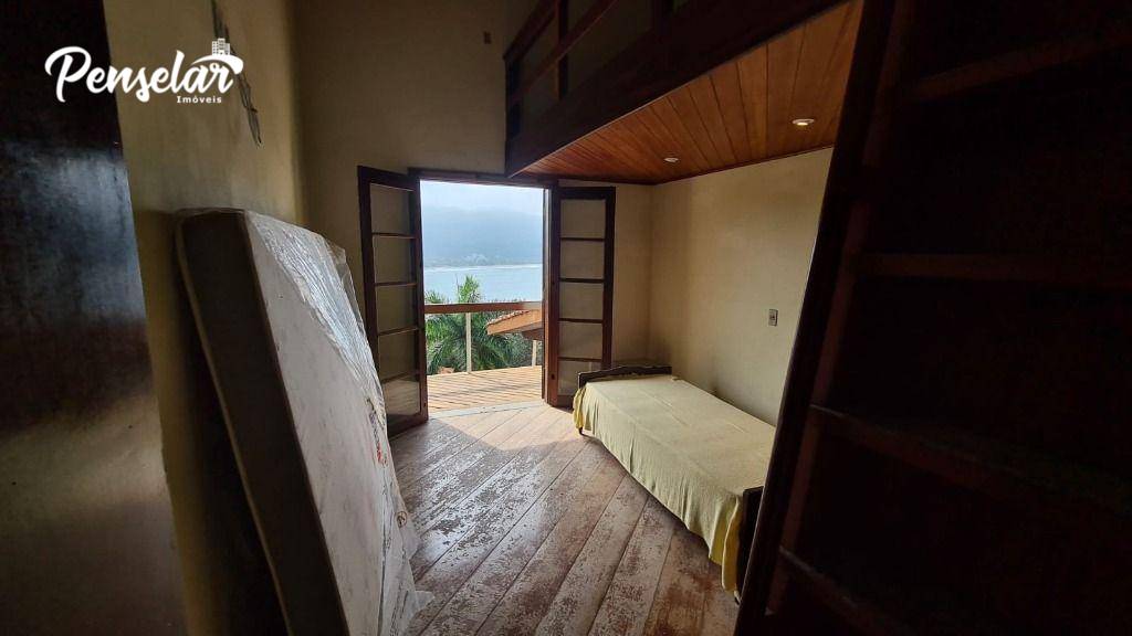 Casa de Condomínio à venda com 4 quartos, 320m² - Foto 17