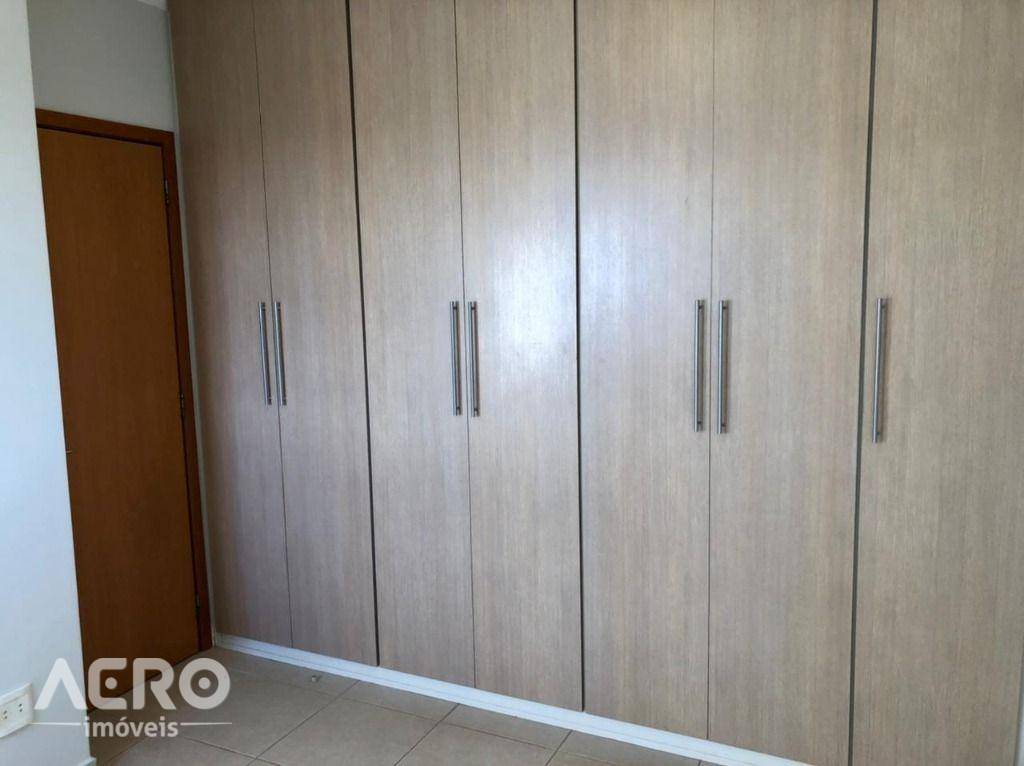 Apartamento para alugar com 2 quartos, 55m² - Foto 7