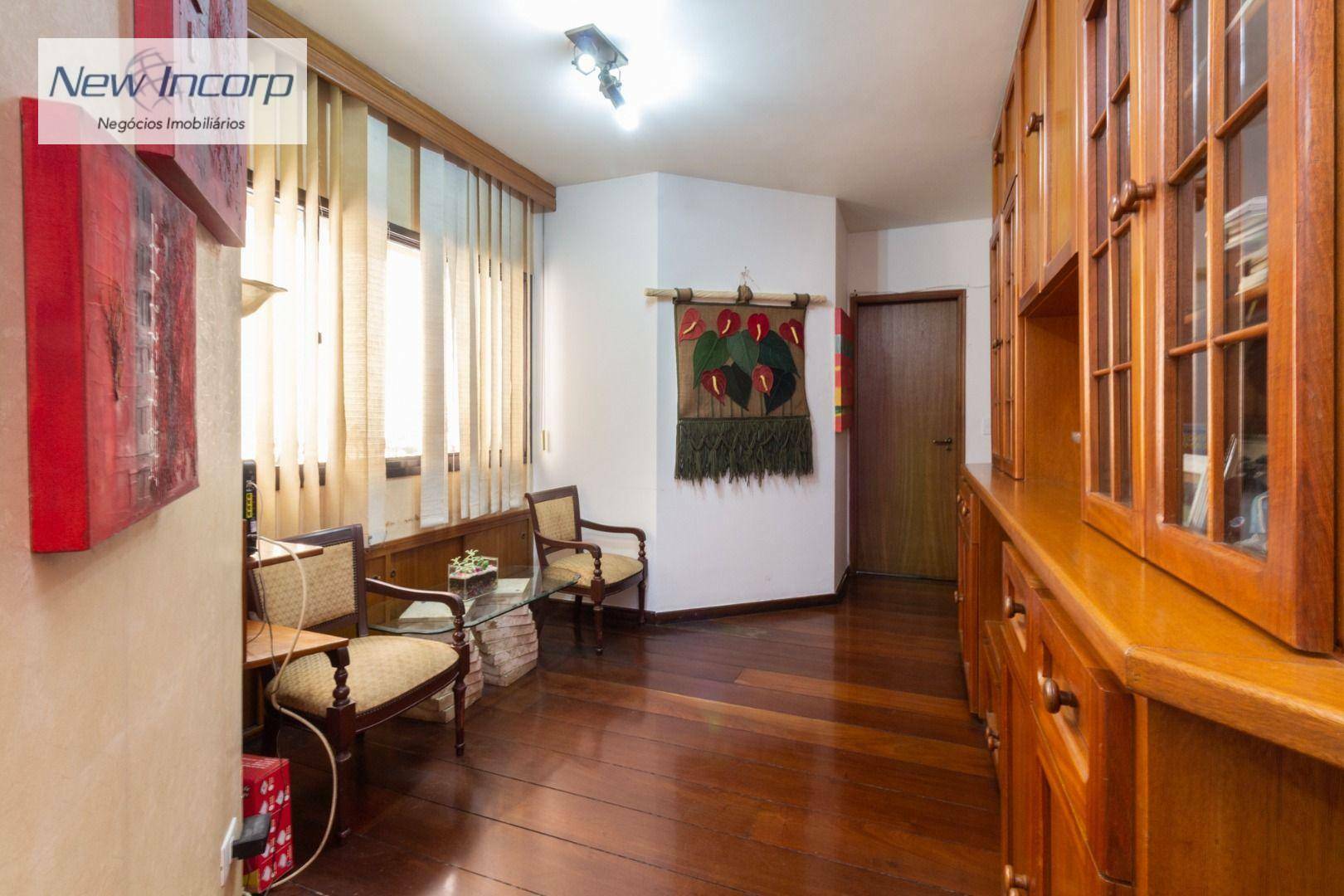 Apartamento à venda com 4 quartos, 200m² - Foto 19