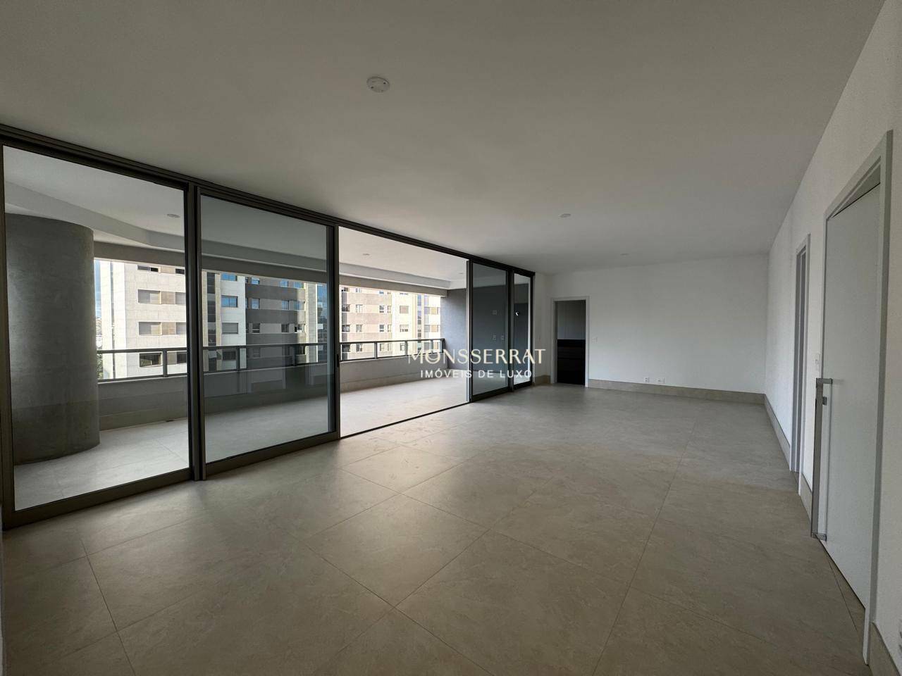 Apartamento, 4 quartos, 208 m² - Foto 1