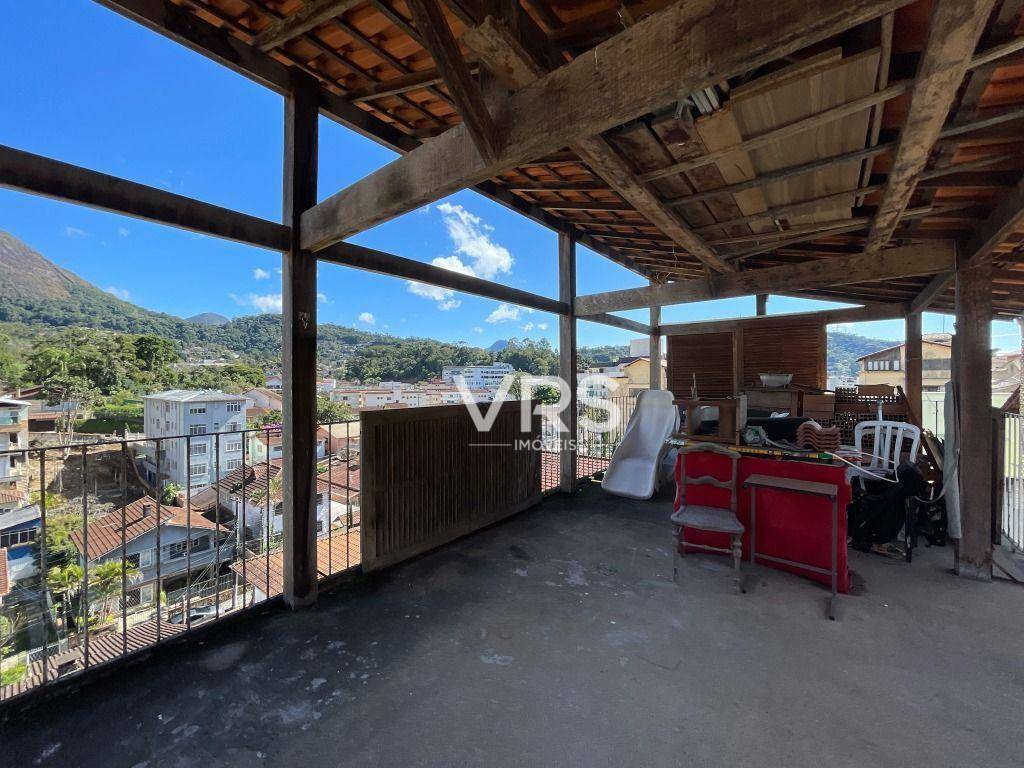 Casa à venda com 3 quartos, 185m² - Foto 28