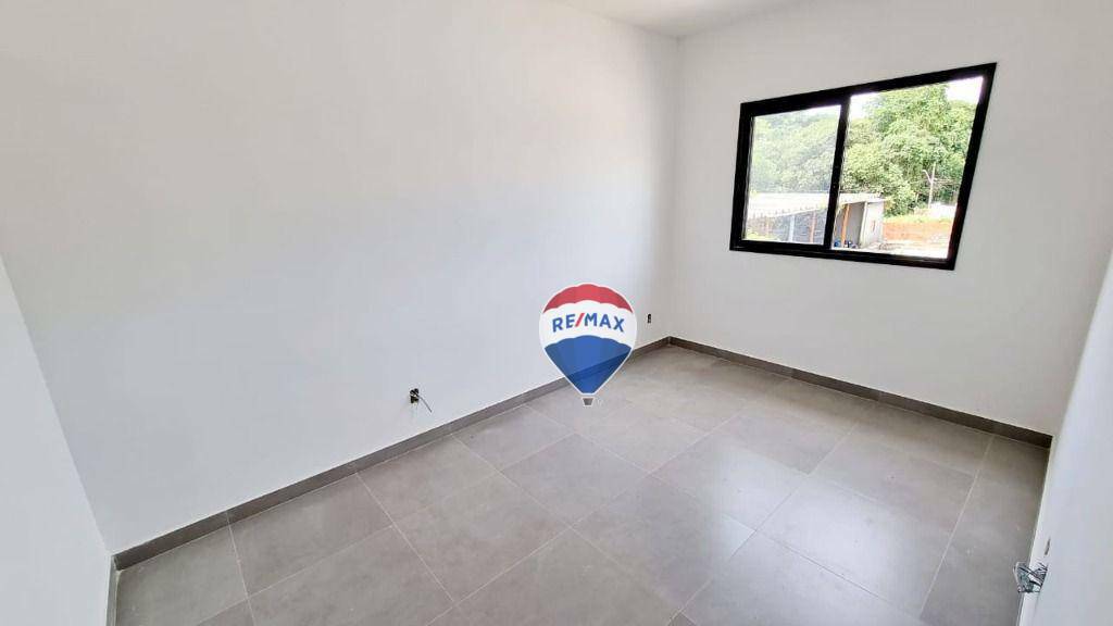 Casa à venda com 3 quartos, 100M2 - Foto 20