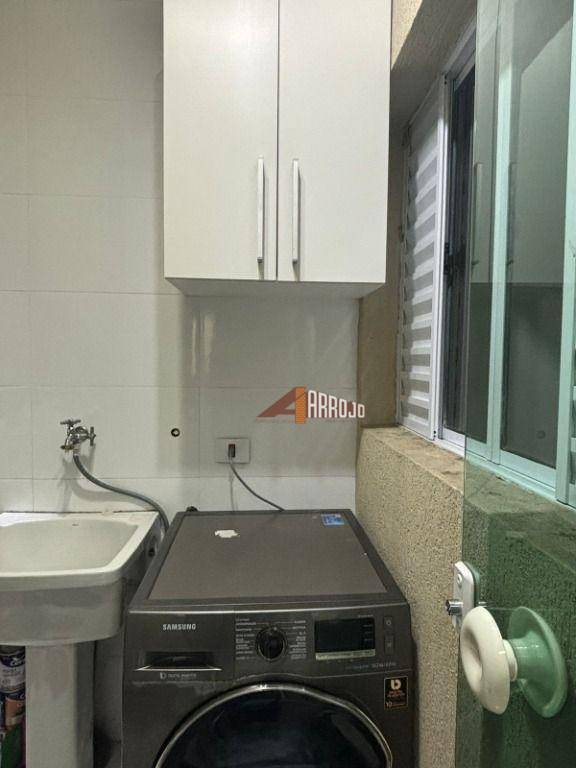 Apartamento à venda com 2 quartos, 40m² - Foto 7