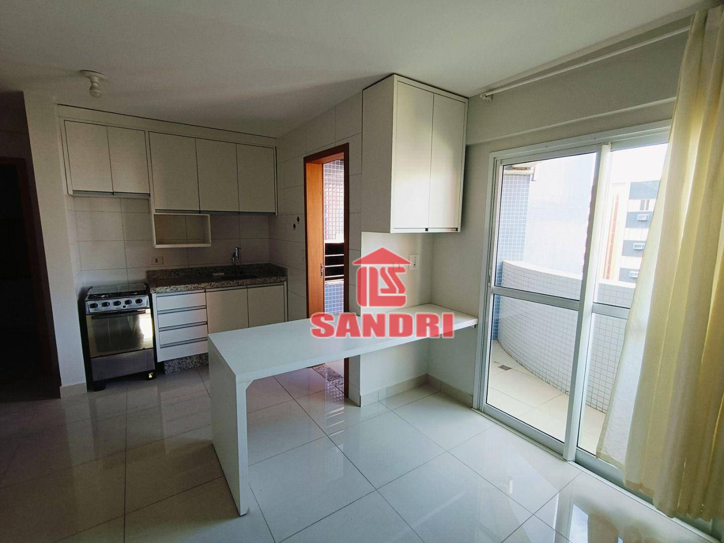 Apartamento à venda com 1 quarto, 40m² - Foto 4