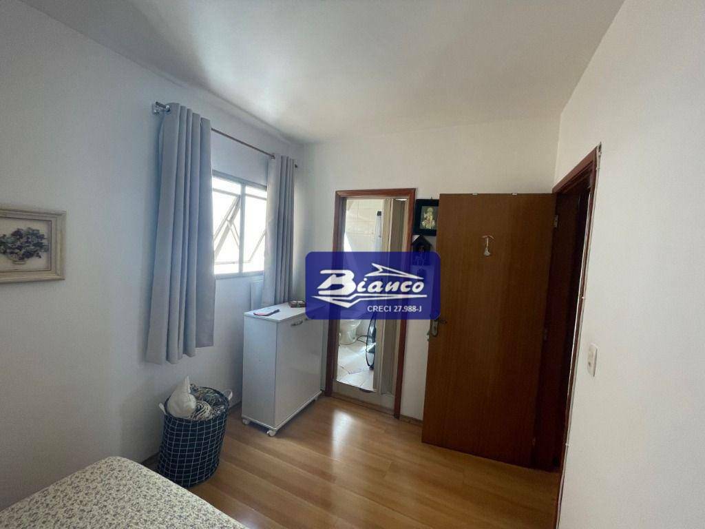 Apartamento à venda com 3 quartos, 150m² - Foto 8