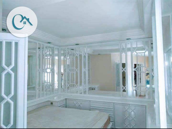 Casa de Condomínio à venda e aluguel com 3 quartos, 330m² - Foto 2