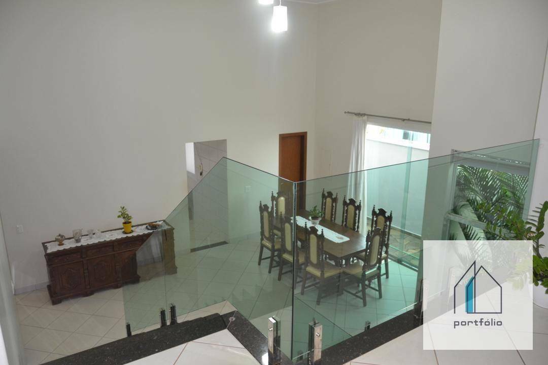 Casa de Condomínio à venda com 4 quartos, 285m² - Foto 9