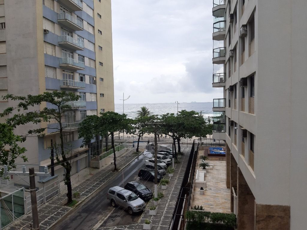 Apartamento à venda com 3 quartos, 130m² - Foto 2