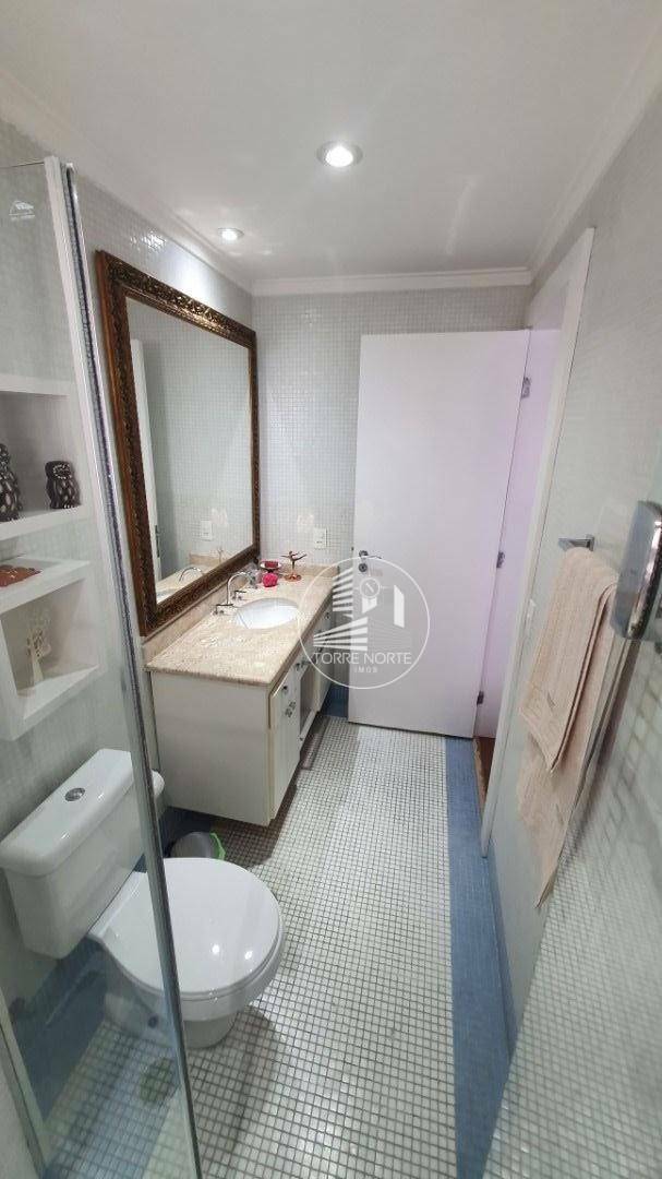 Apartamento à venda com 3 quartos, 160m² - Foto 19