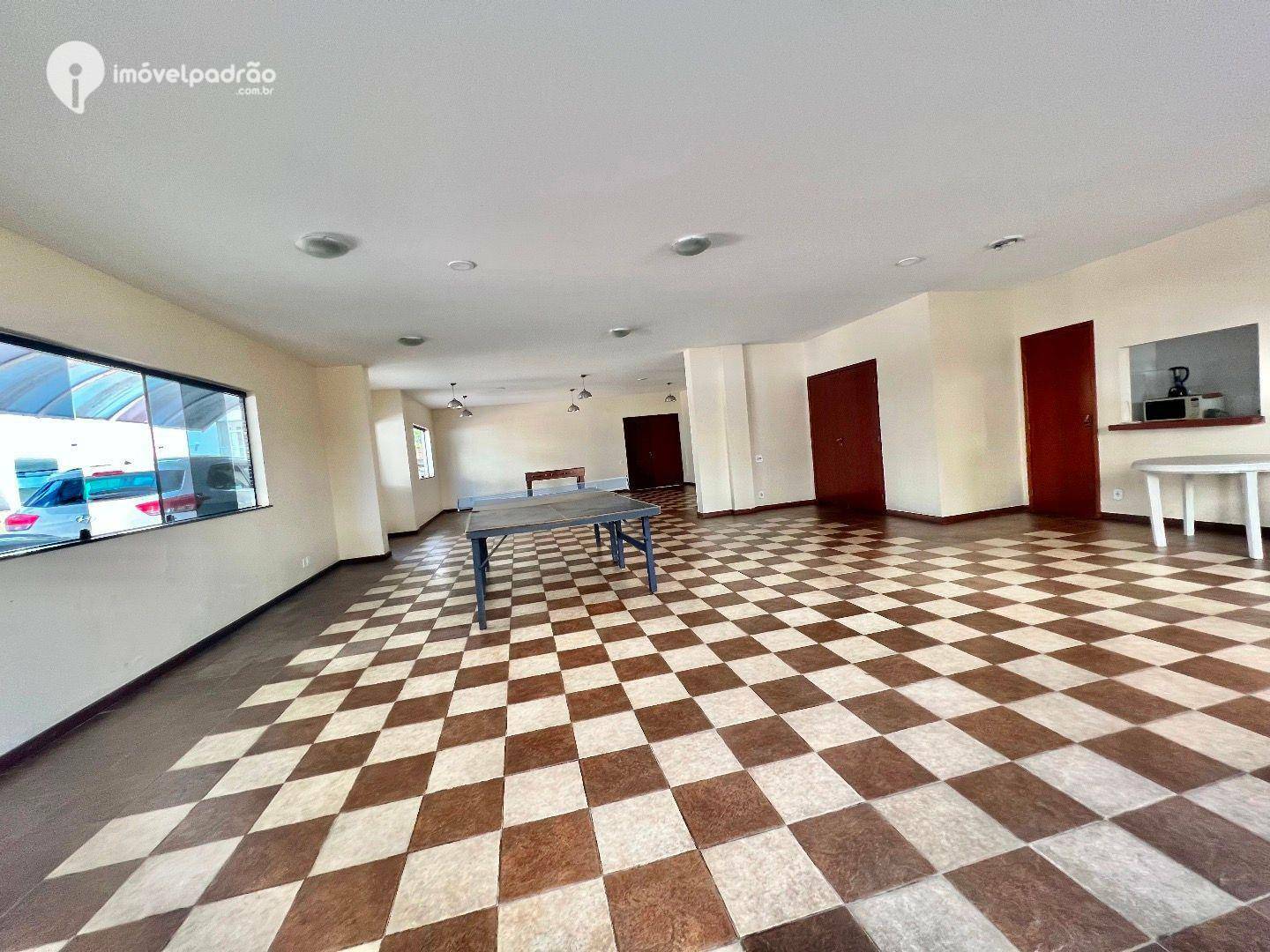 Apartamento para alugar com 3 quartos, 110m² - Foto 8