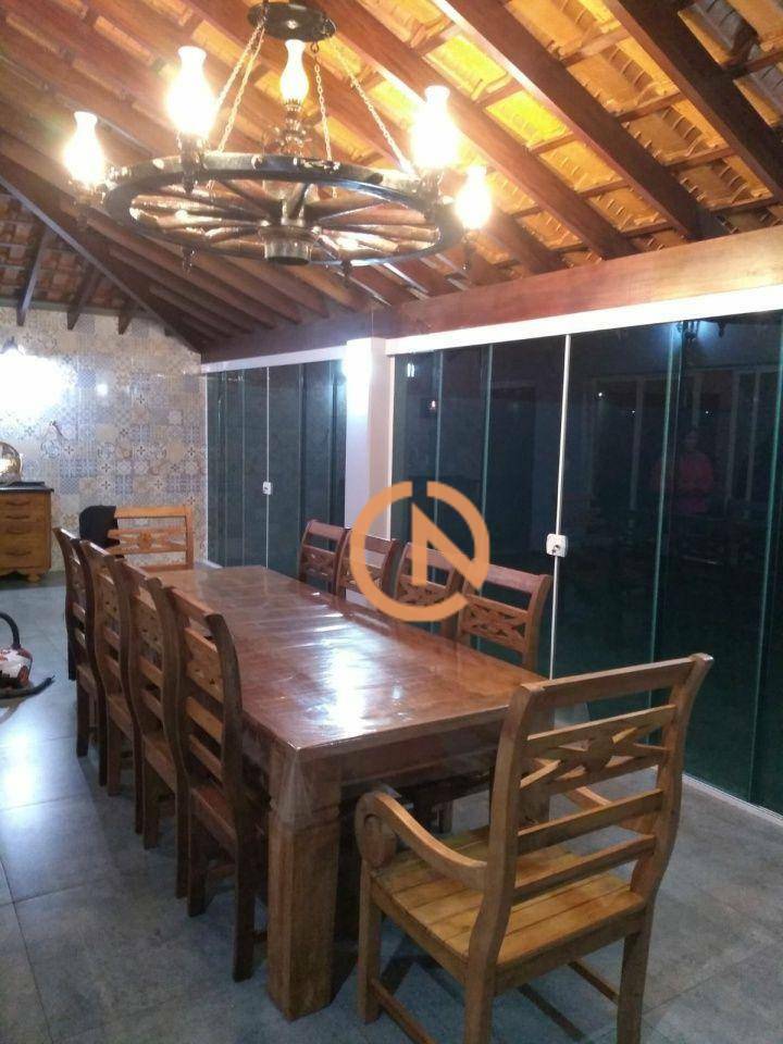 Casa à venda com 2 quartos, 221m² - Foto 6