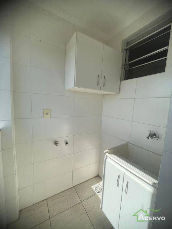 Casa à venda com 2 quartos, 90m² - Foto 14