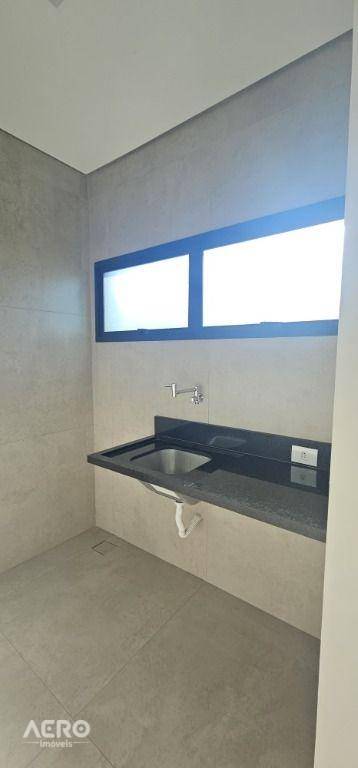 Casa de Condomínio à venda e aluguel com 3 quartos, 198m² - Foto 12