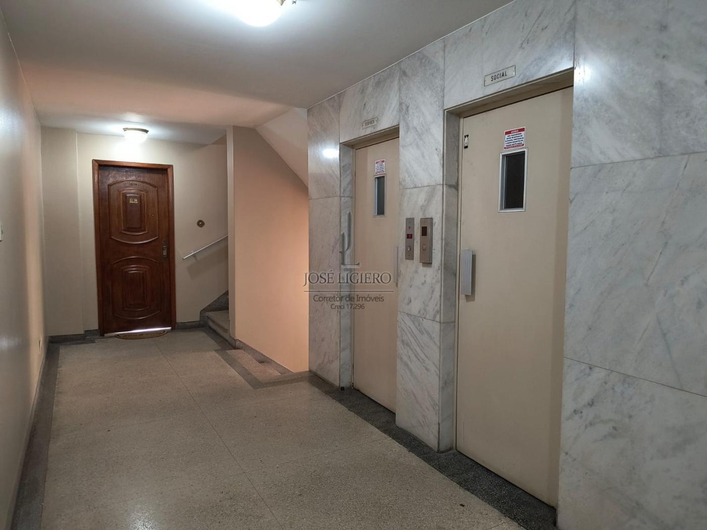 Apartamento à venda com 3 quartos, 150m² - Foto 14