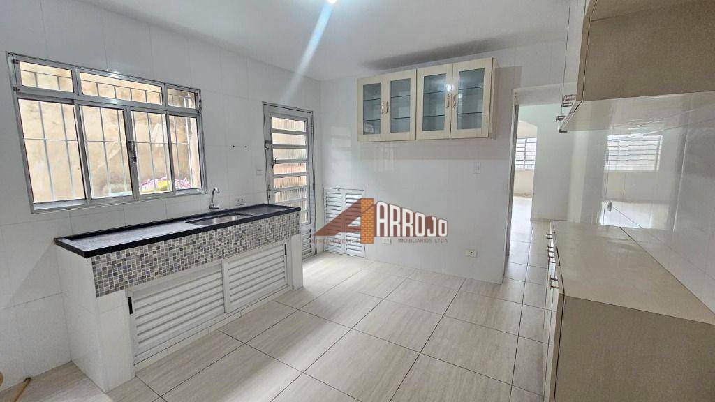 Sobrado à venda com 3 quartos, 201m² - Foto 11