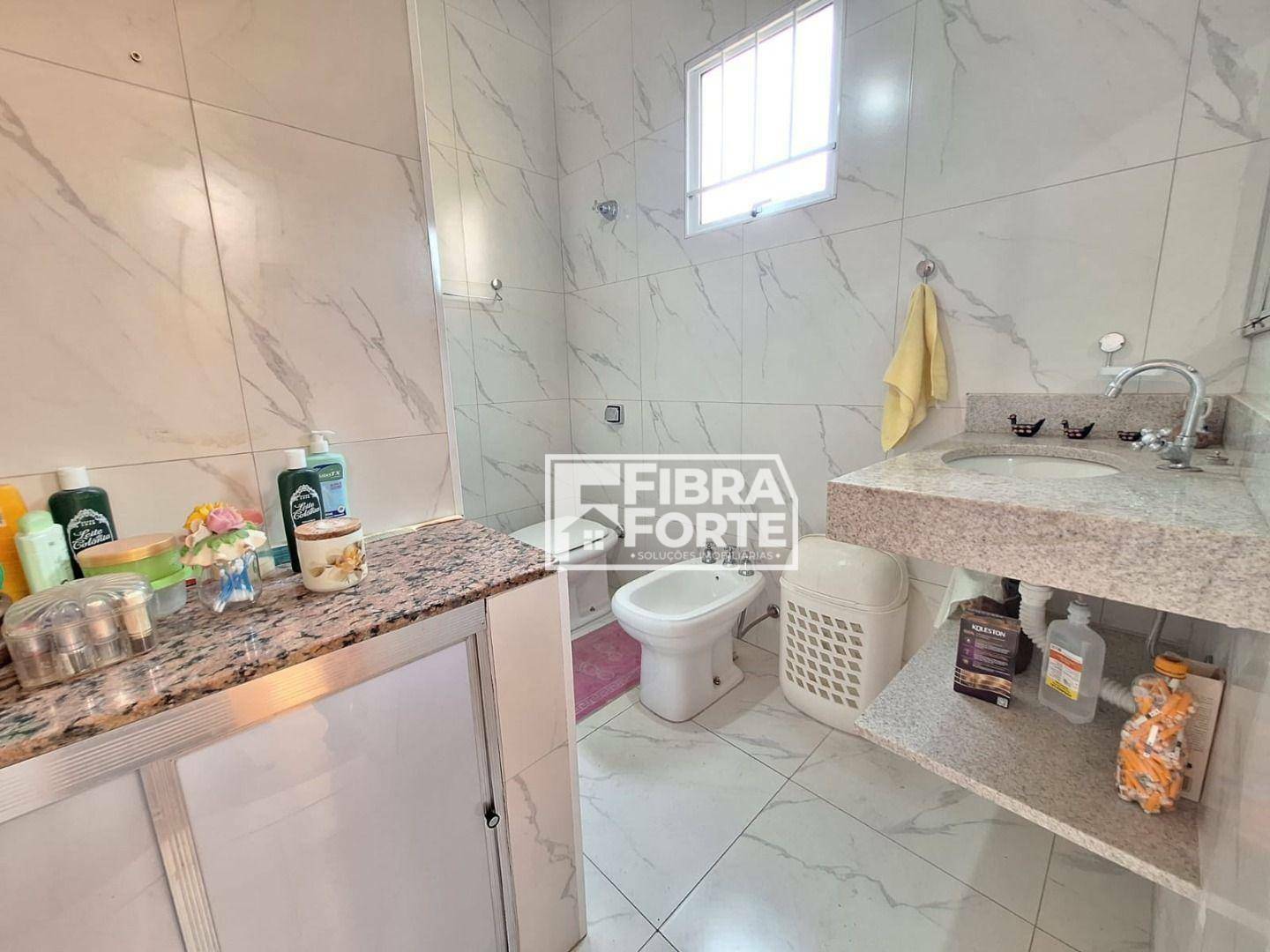 Casa à venda com 2 quartos, 209m² - Foto 14