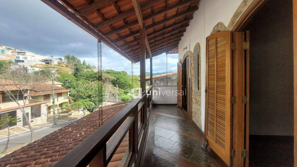 Casa de Condomínio à venda com 4 quartos, 276m² - Foto 18