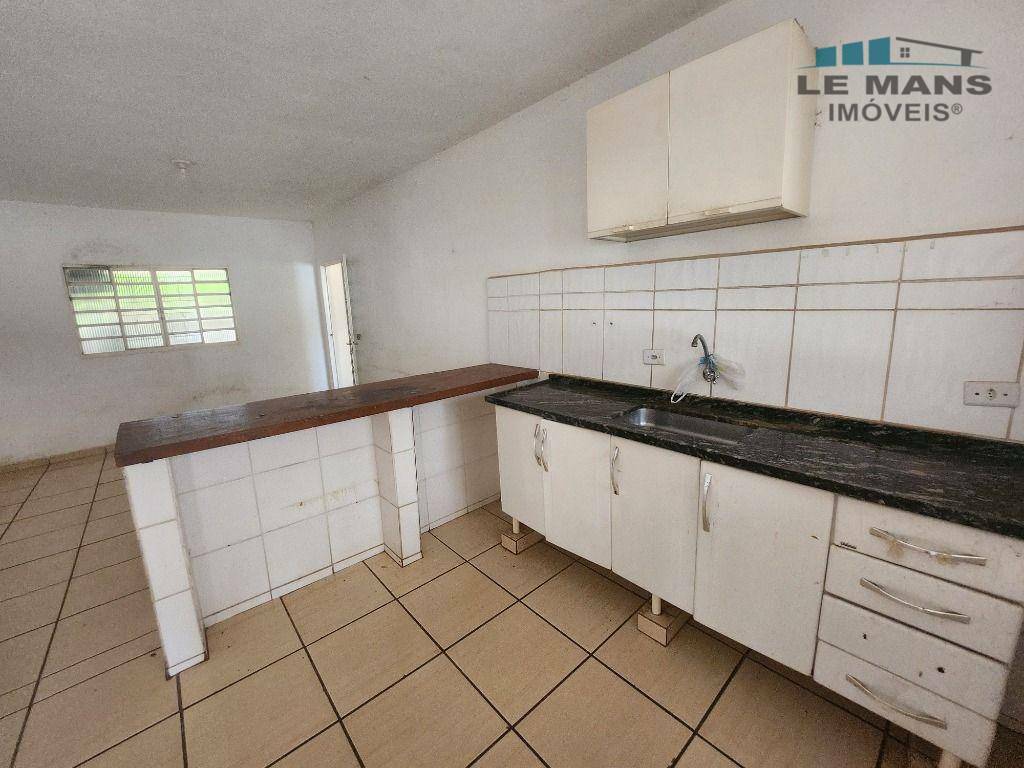 Chácara à venda com 2 quartos, 211m² - Foto 9