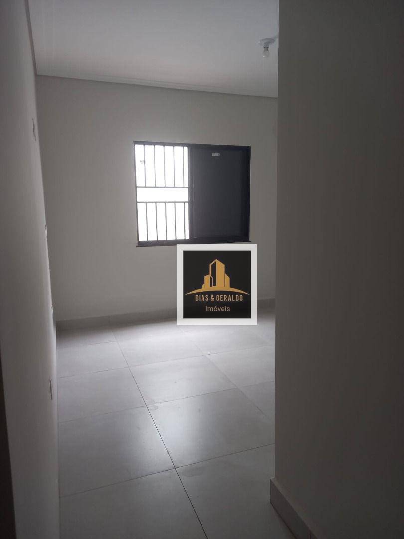 Casa à venda com 3 quartos, 102m² - Foto 19