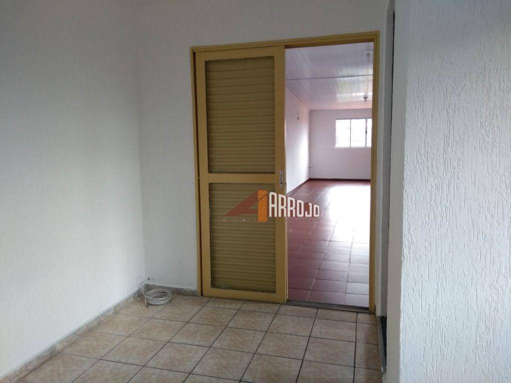 Casa à venda com 3 quartos, 246m² - Foto 8